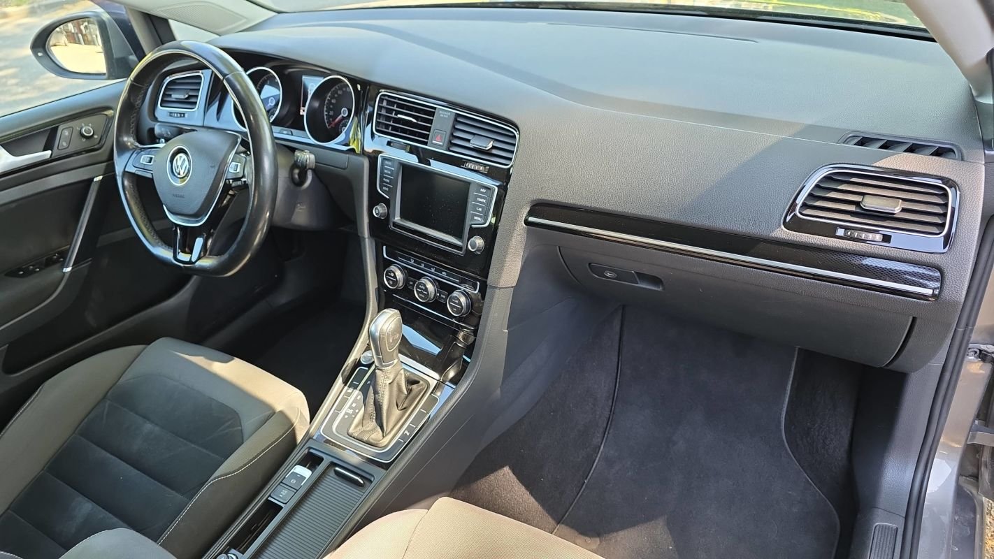 Volkswagen Golf - Photo 10
