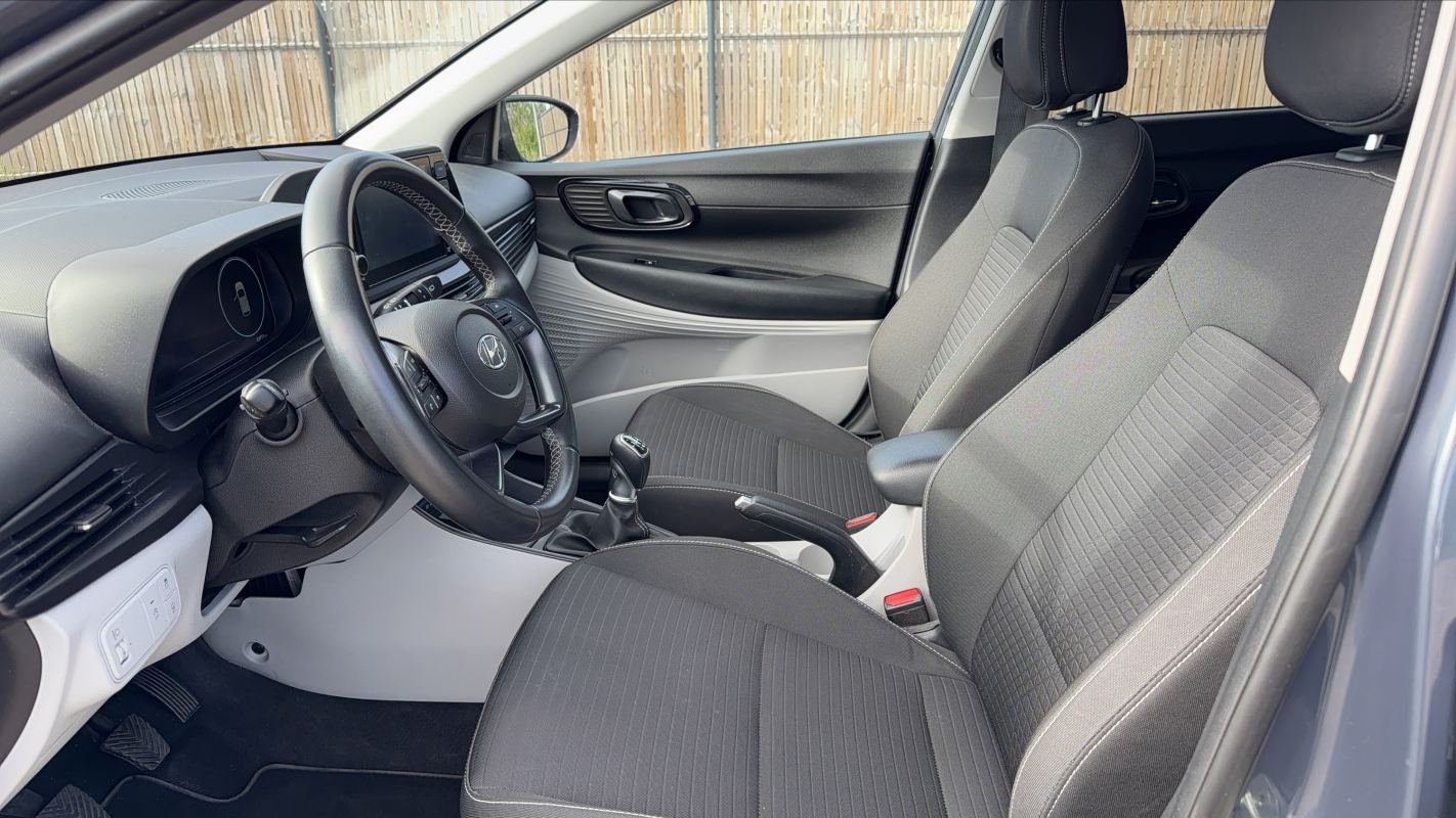 Hyundai i20 - Photo 28