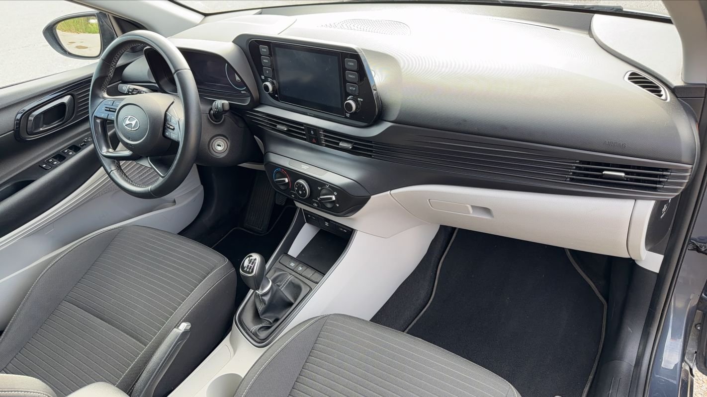 Hyundai i20 - Photo 10
