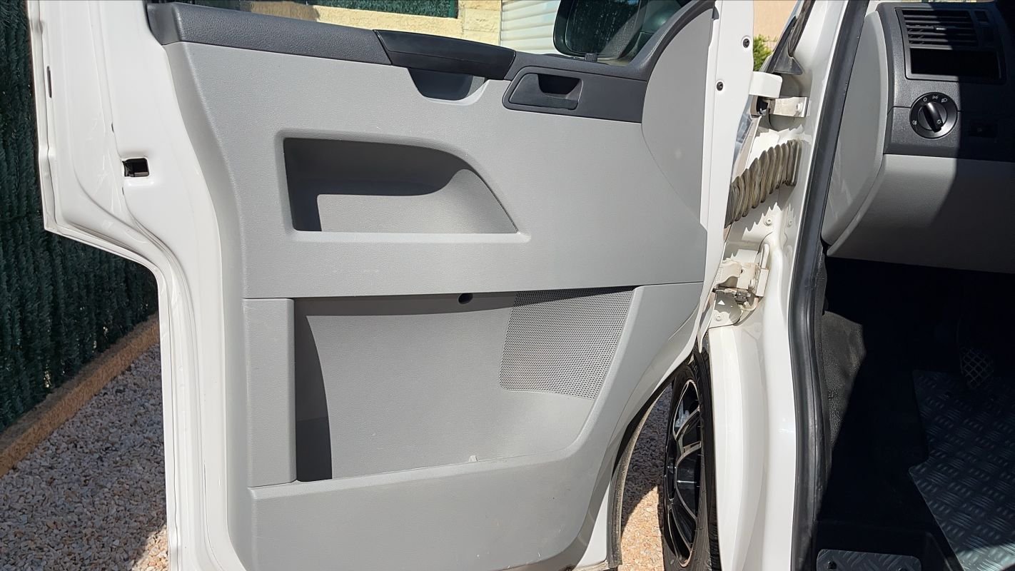 Volkswagen Transporter - Photo 7