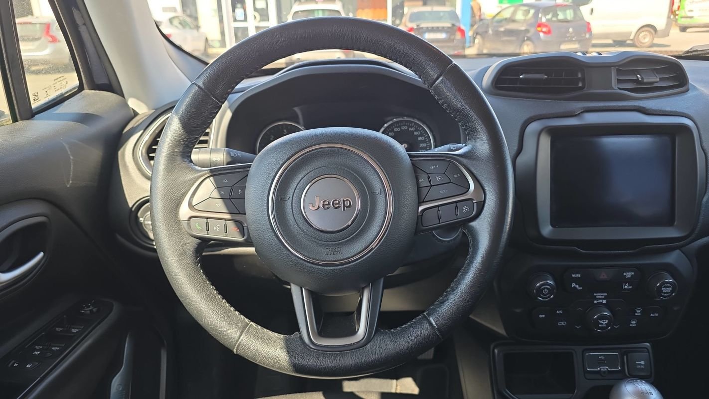 Jeep Renegade - Photo 22