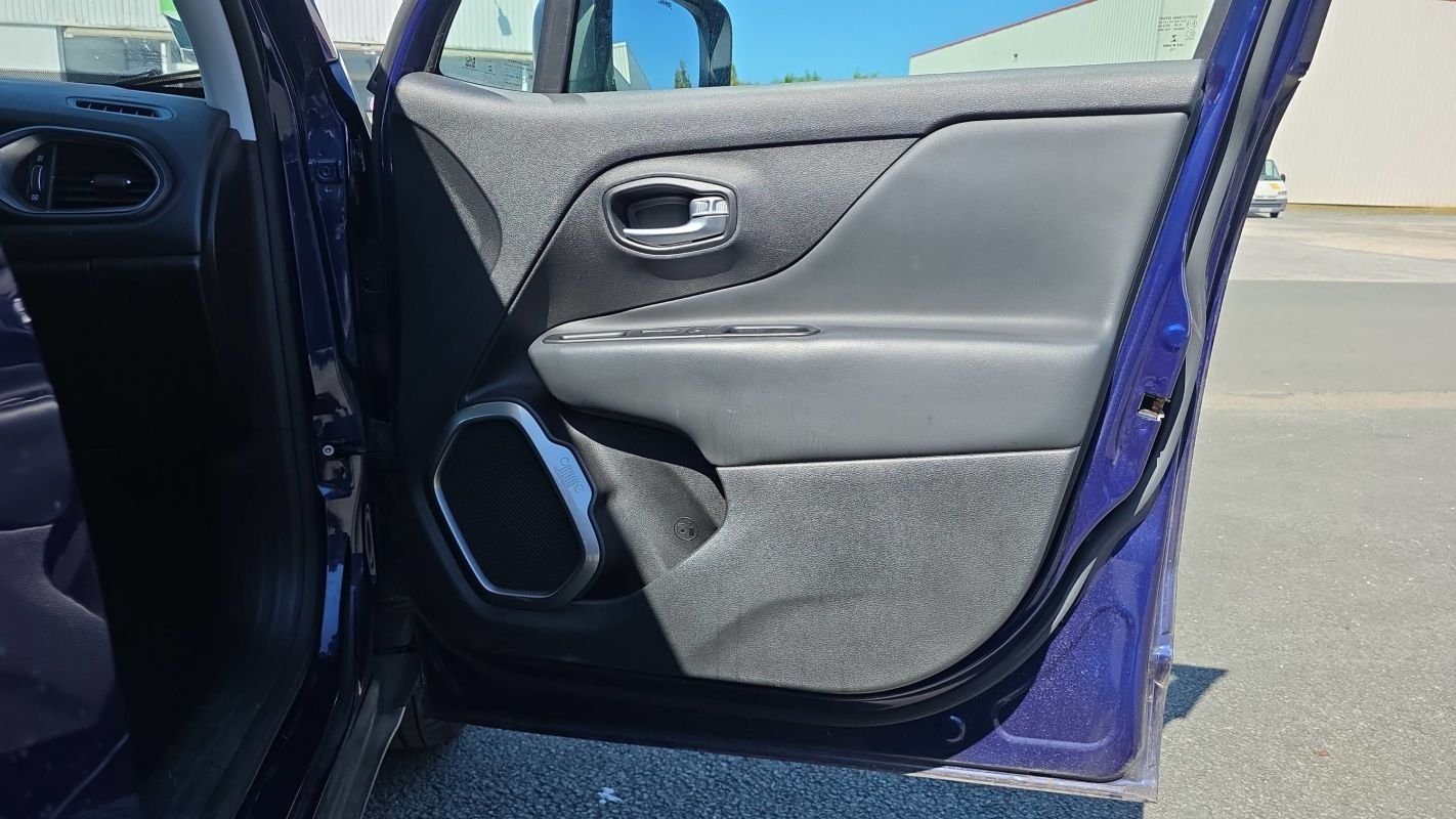 Jeep Renegade - Photo 24