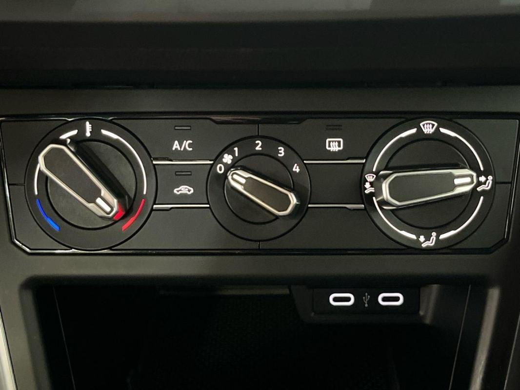 Volkswagen Polo - Photo 19
