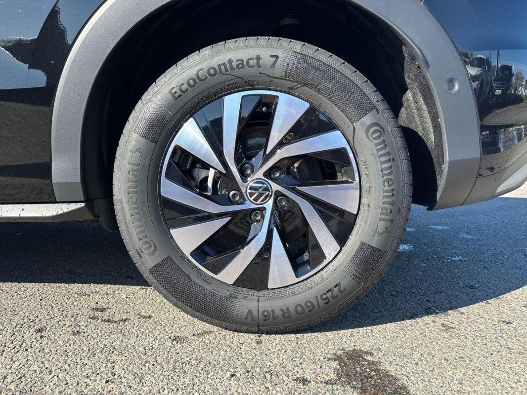 Volkswagen T-Roc - Photo 28