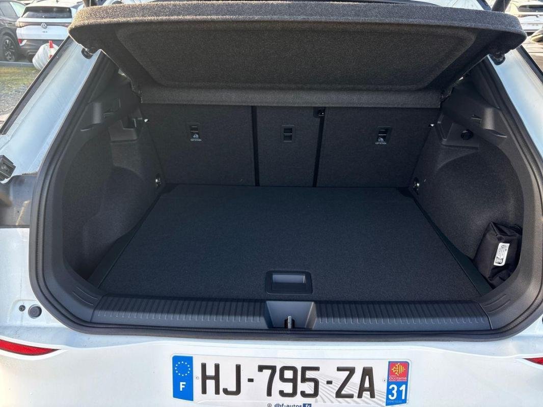 Volkswagen T-Roc - Photo 31