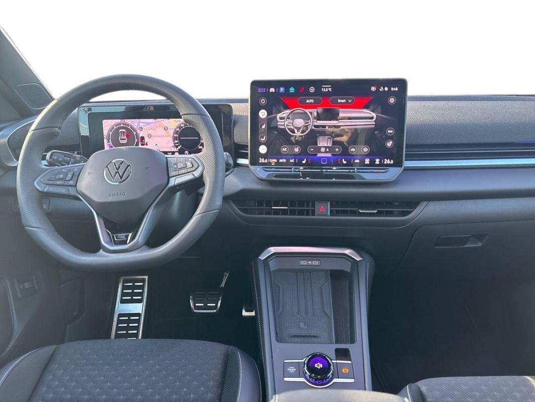 Volkswagen T-Roc - Photo 8