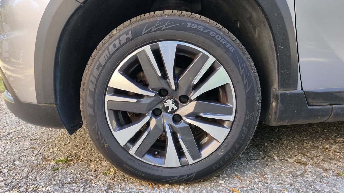 Peugeot 2008 - Photo 18