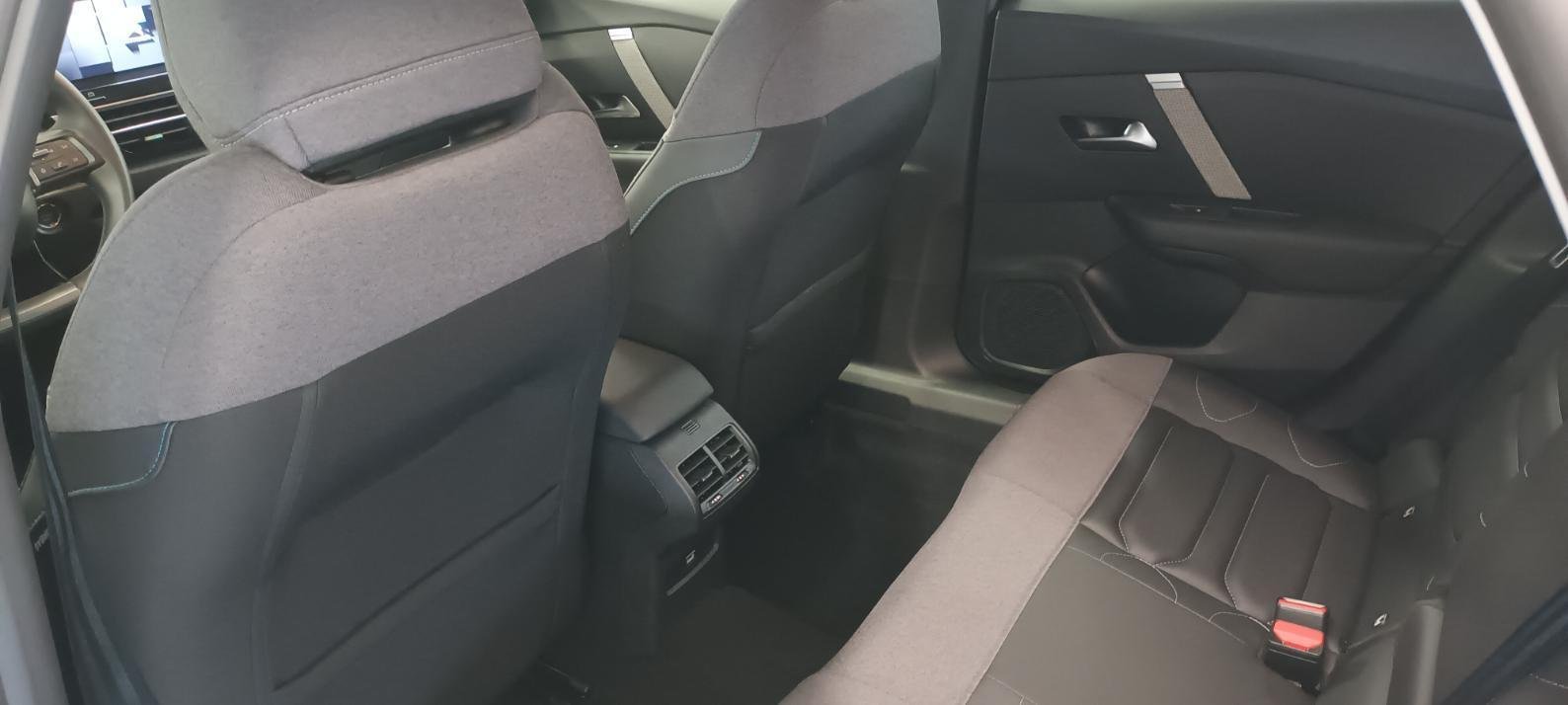 Citroën C4 - Photo 7