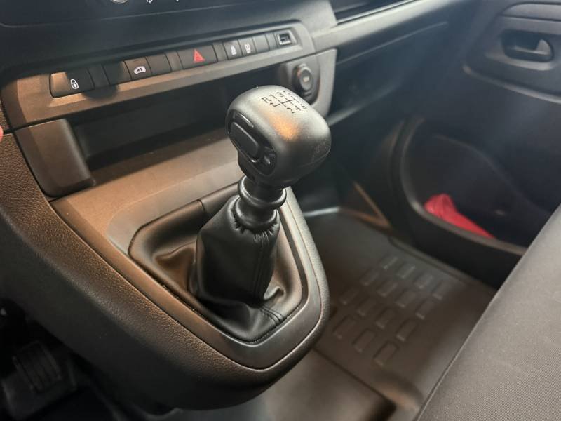 Peugeot Expert - Photo 30