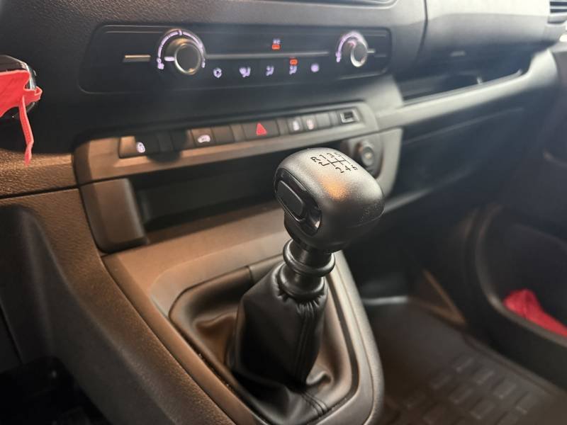 Peugeot Expert - Photo 37