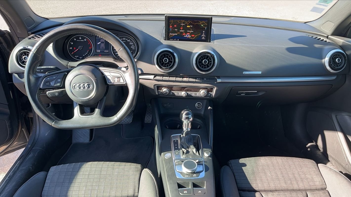 Audi A3 Cabriolet - Photo 11