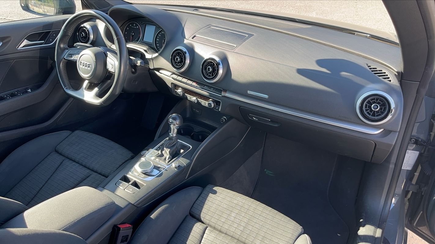Audi A3 Cabriolet - Photo 10