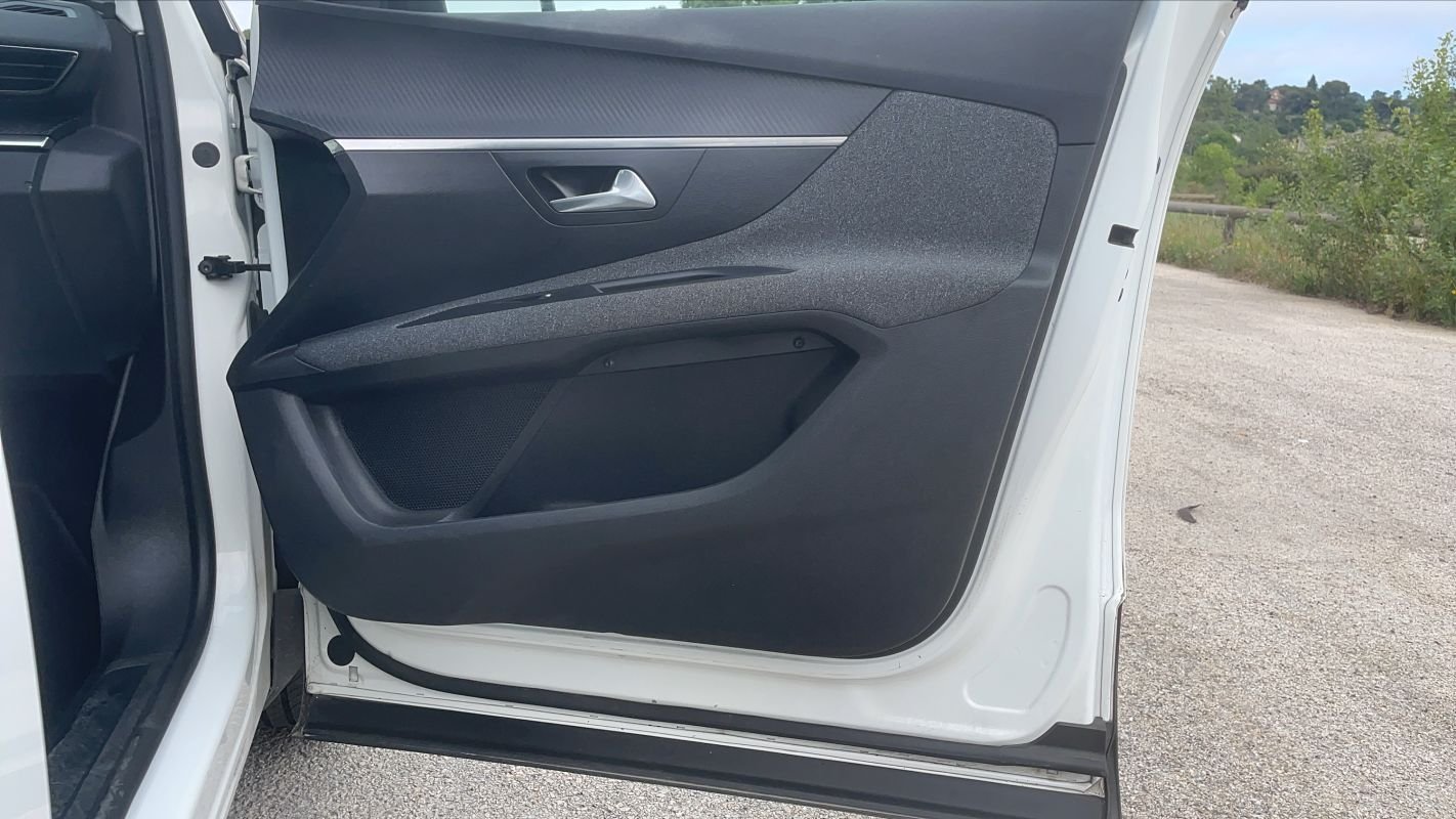 Peugeot 3008 - Photo 22