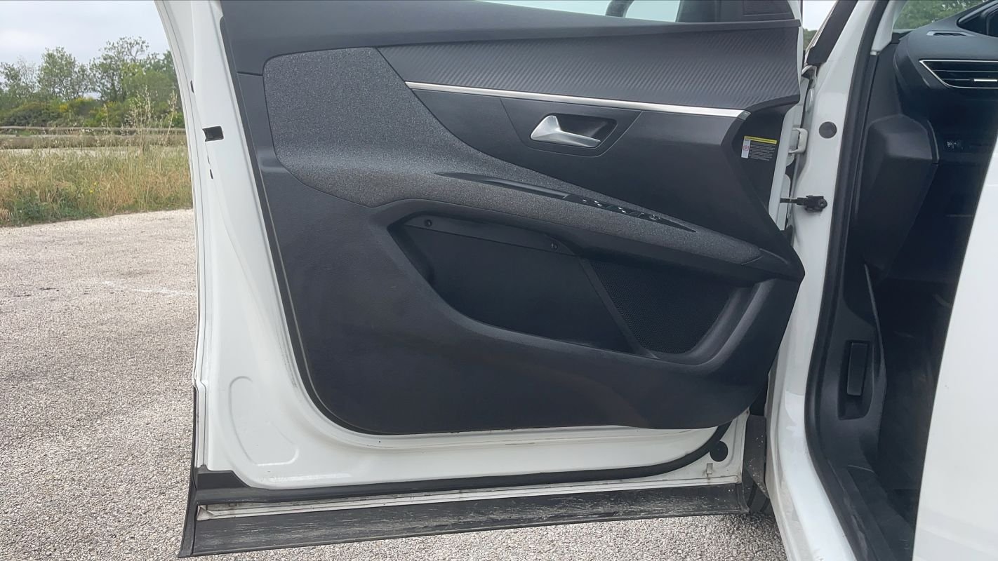 Peugeot 3008 - Photo 7