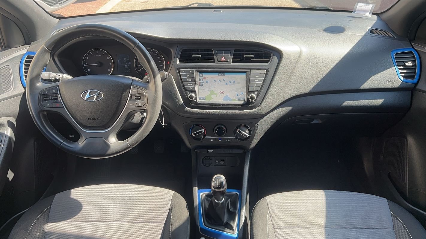 Hyundai i20 - Photo 11