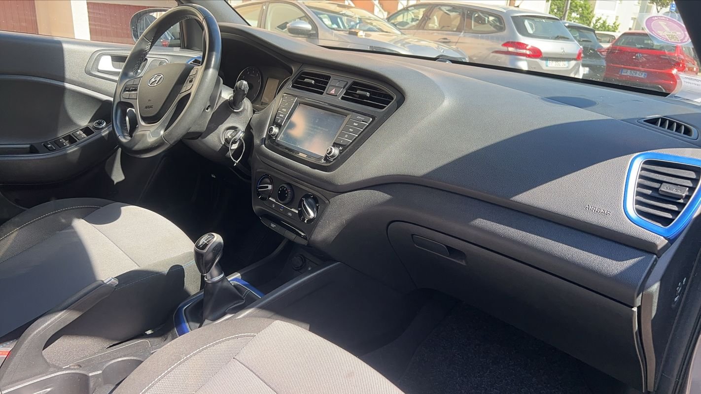 Hyundai i20 - Photo 10