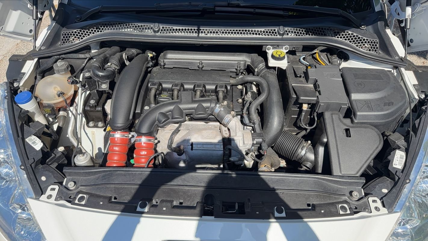 Peugeot RCZ - Photo 15