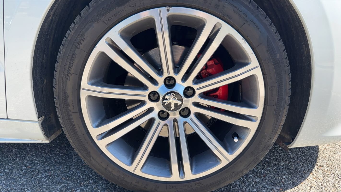 Peugeot RCZ - Photo 17