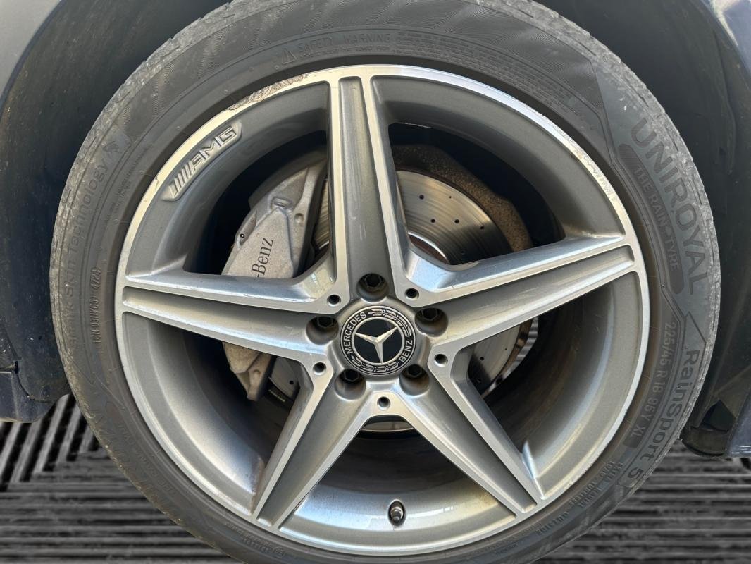Mercedes Classe C - Photo 21