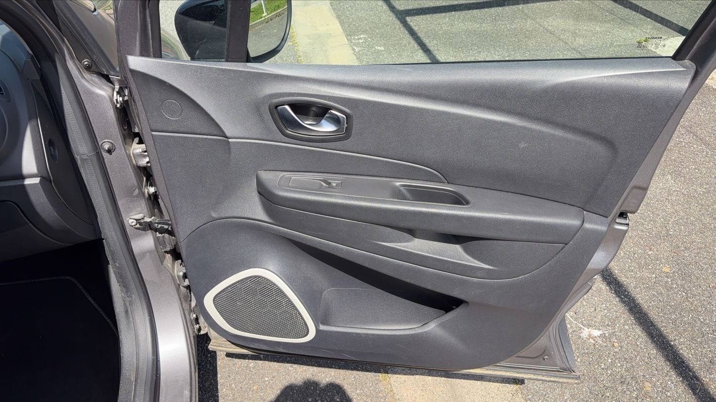 Renault Captur - Photo 24