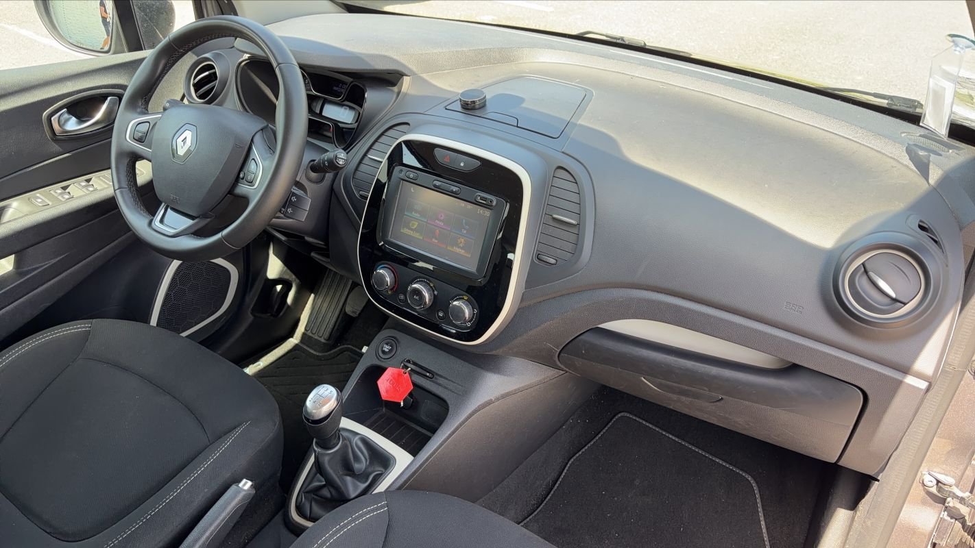 Renault Captur - Photo 10