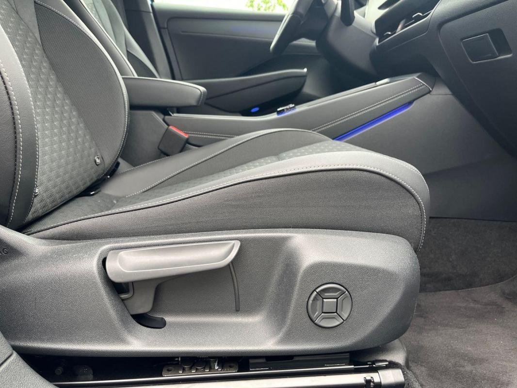 Volkswagen T-Roc - Photo 14