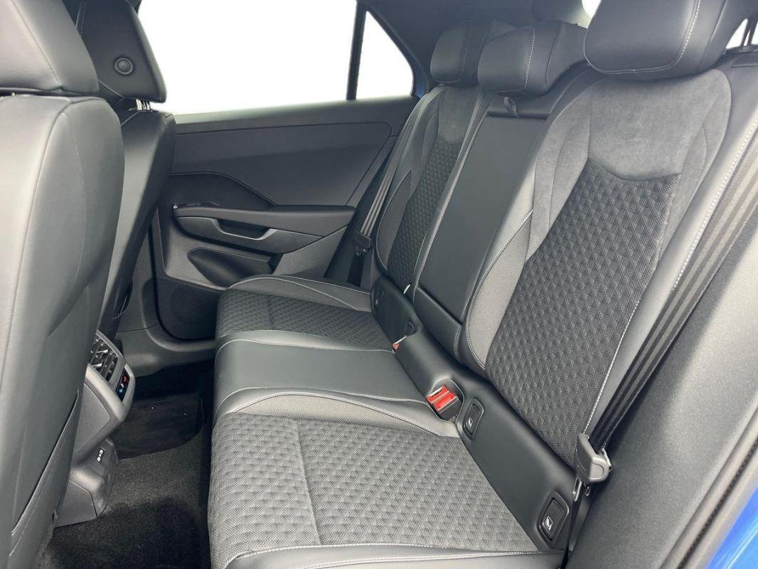Volkswagen T-Roc - Photo 23
