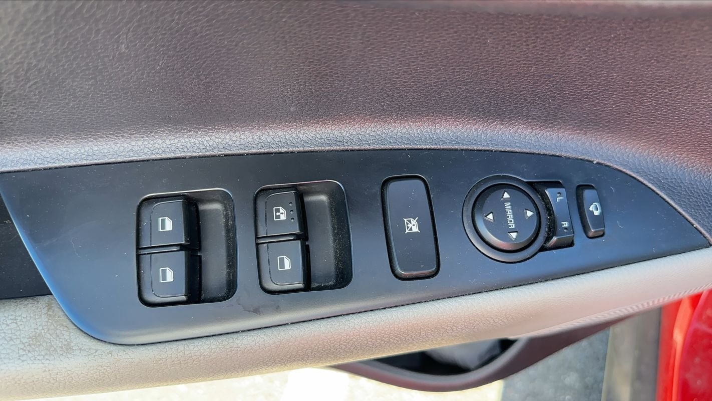 Kia Stonic - Photo 23