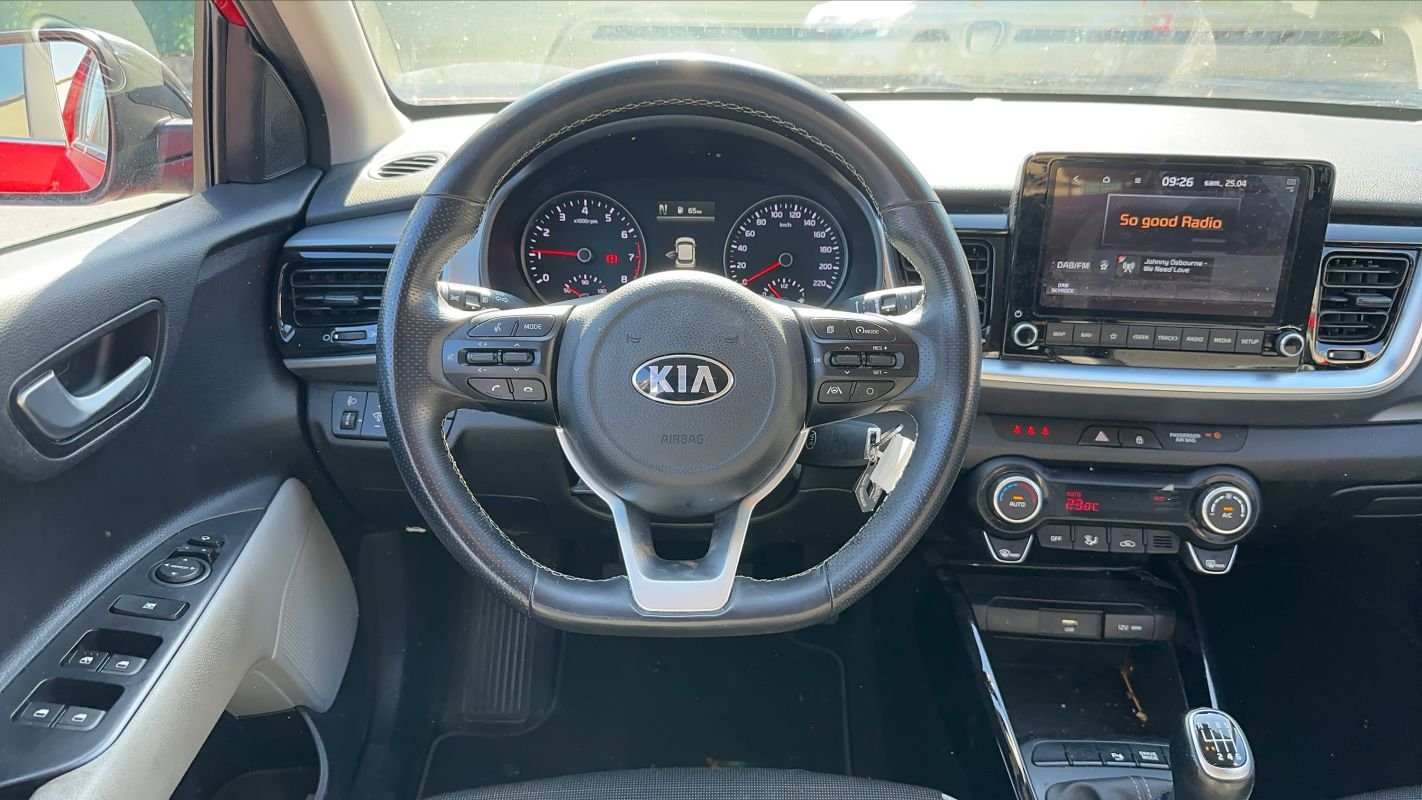 Kia Stonic - Photo 24