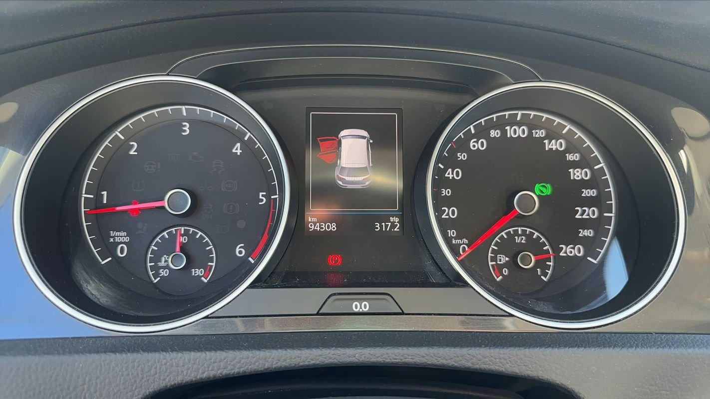 Volkswagen Golf - Photo 12