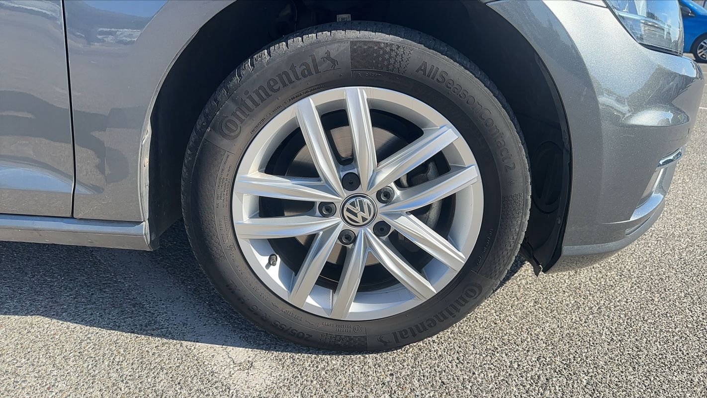 Volkswagen Golf - Photo 17