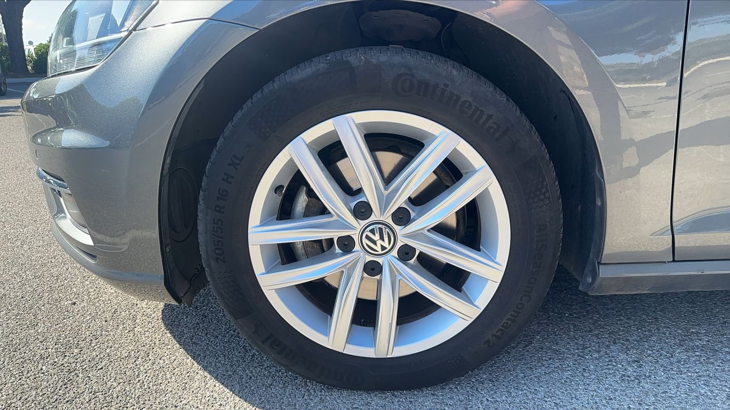 Volkswagen Golf - Photo 18