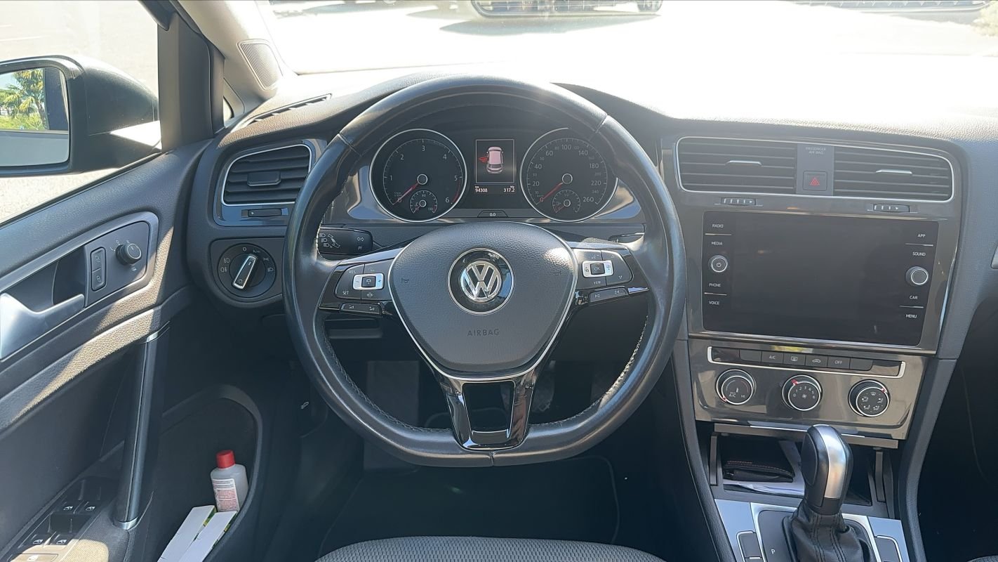 Volkswagen Golf - Photo 24