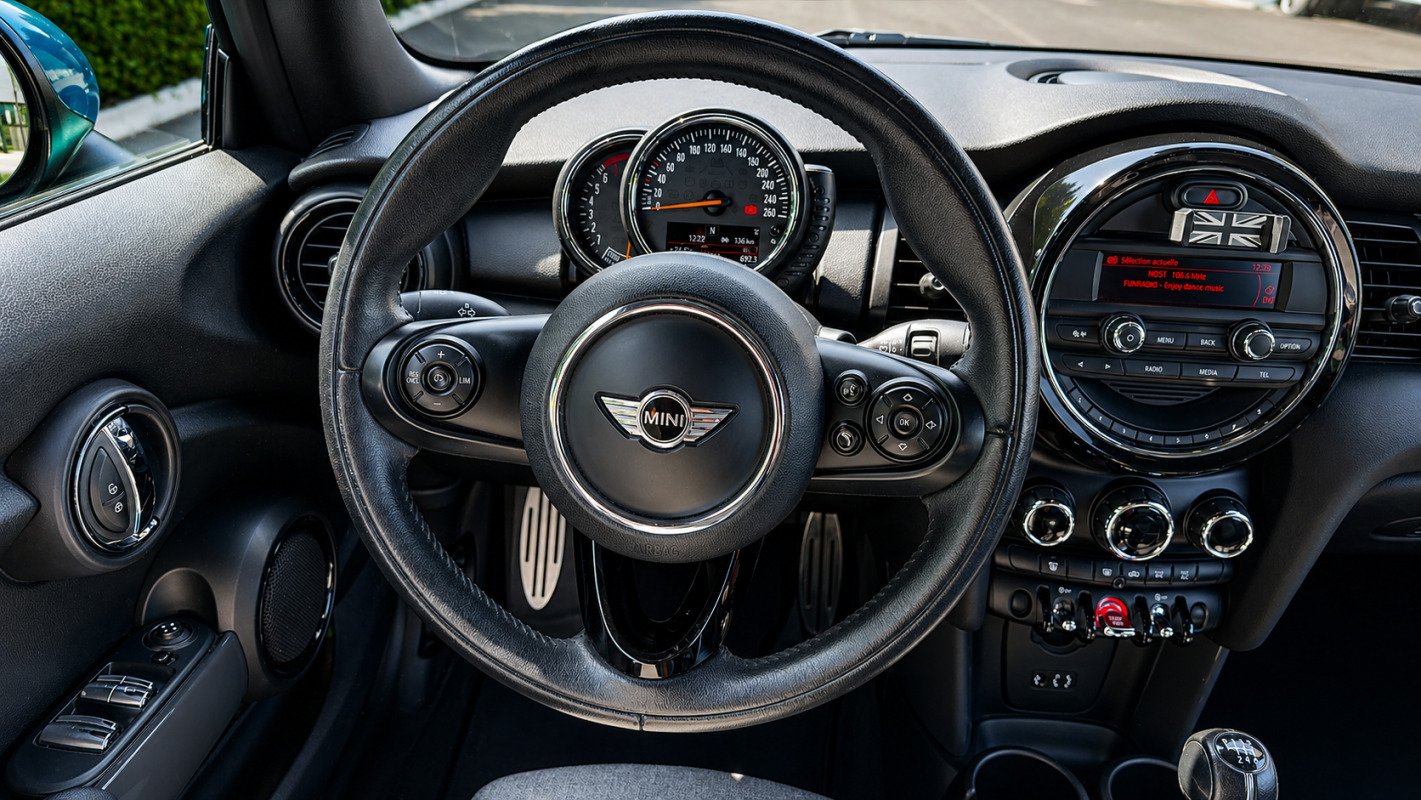 Mini Cabrio - Photo 24
