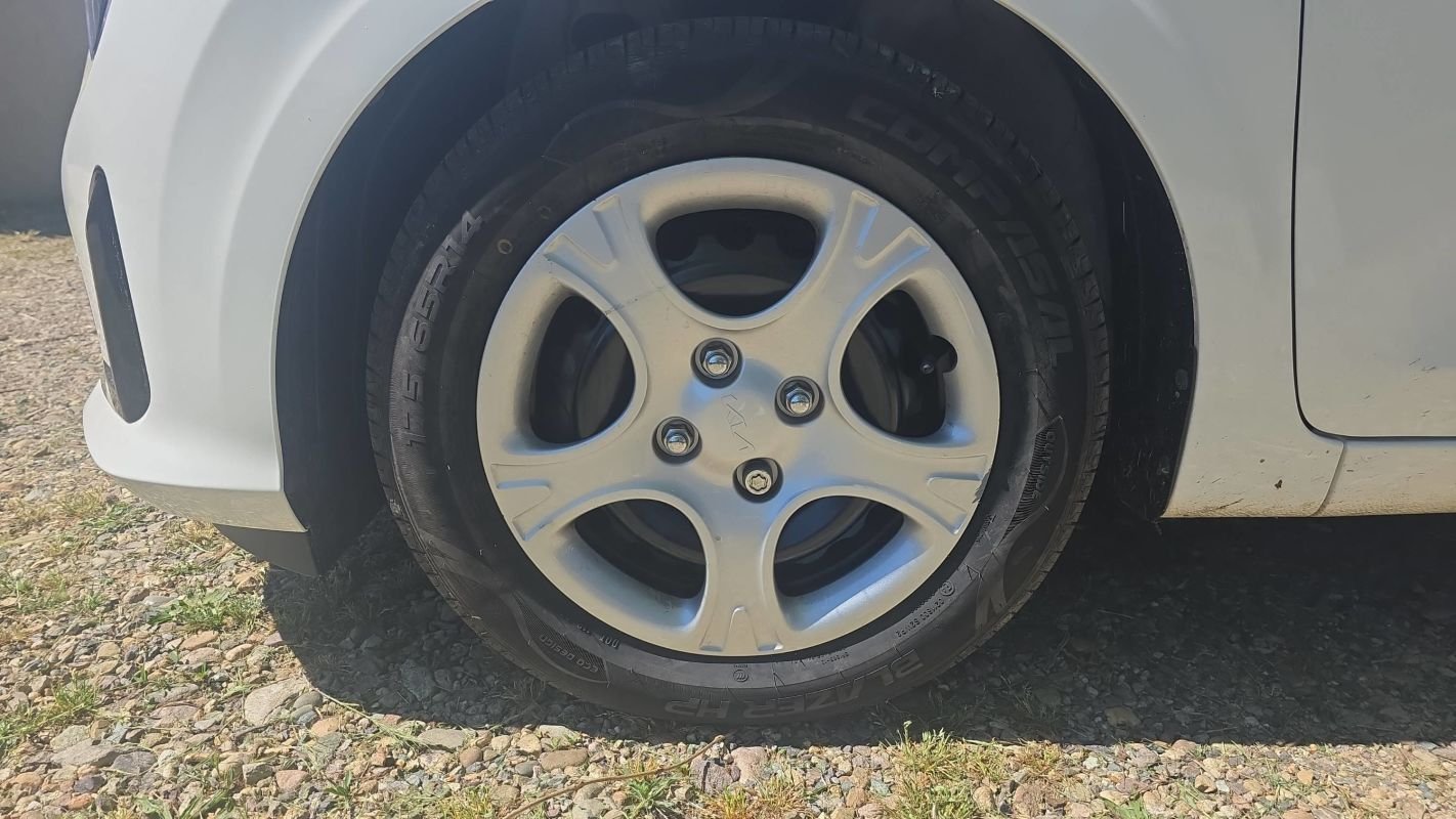 Kia Picanto - Photo 18