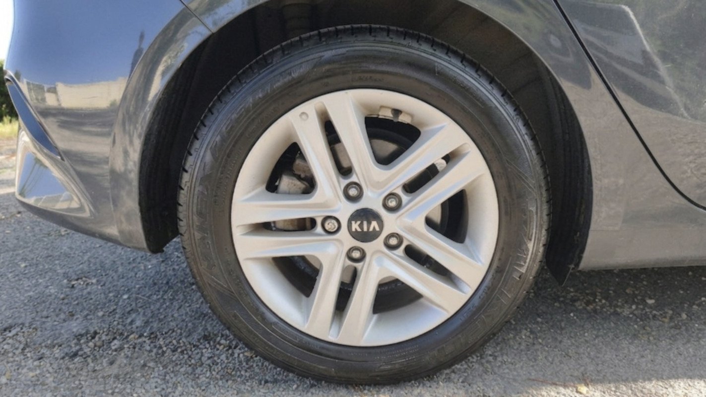 Kia CEED - Photo 16