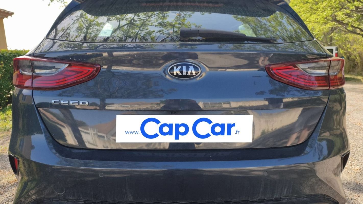 Kia CEED - Photo 21