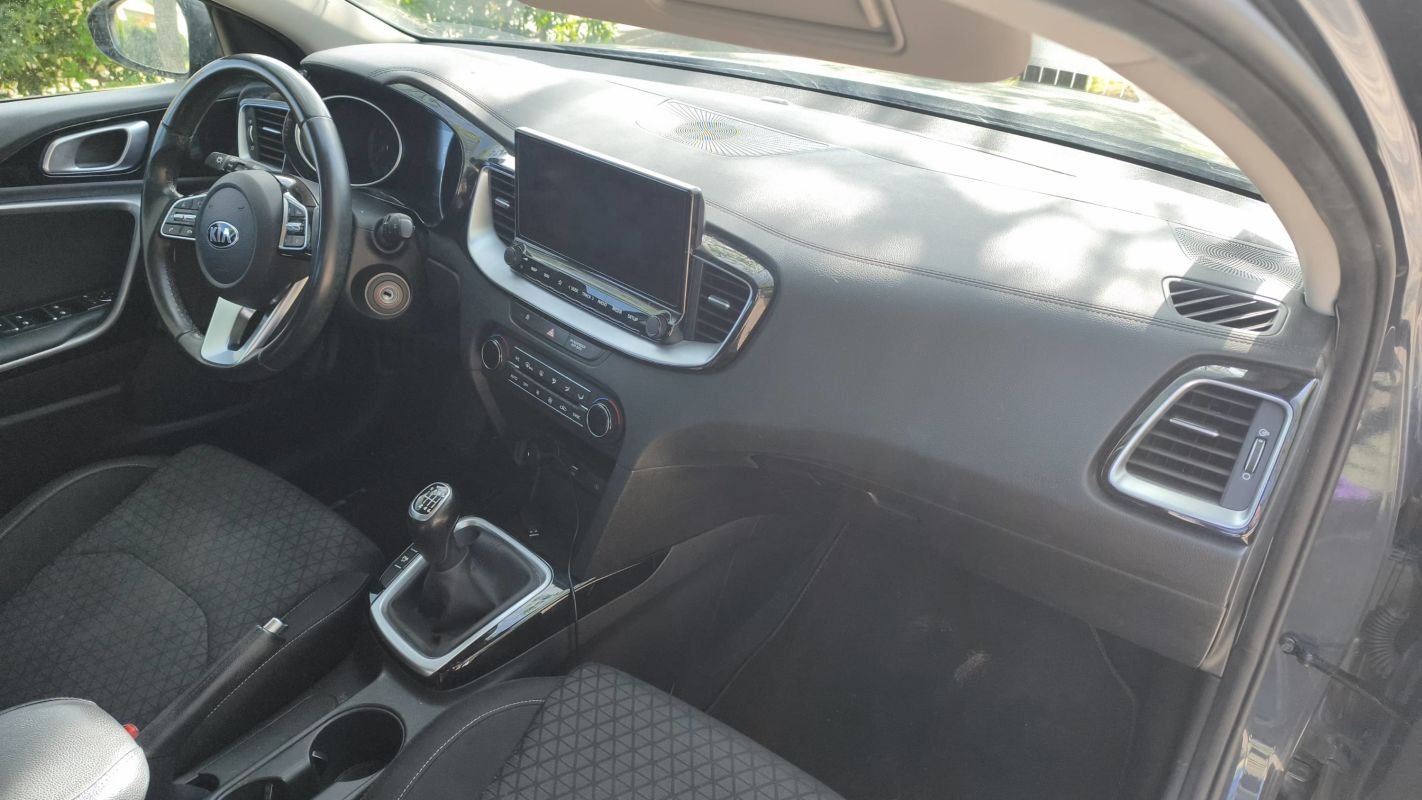 Kia CEED - Photo 10