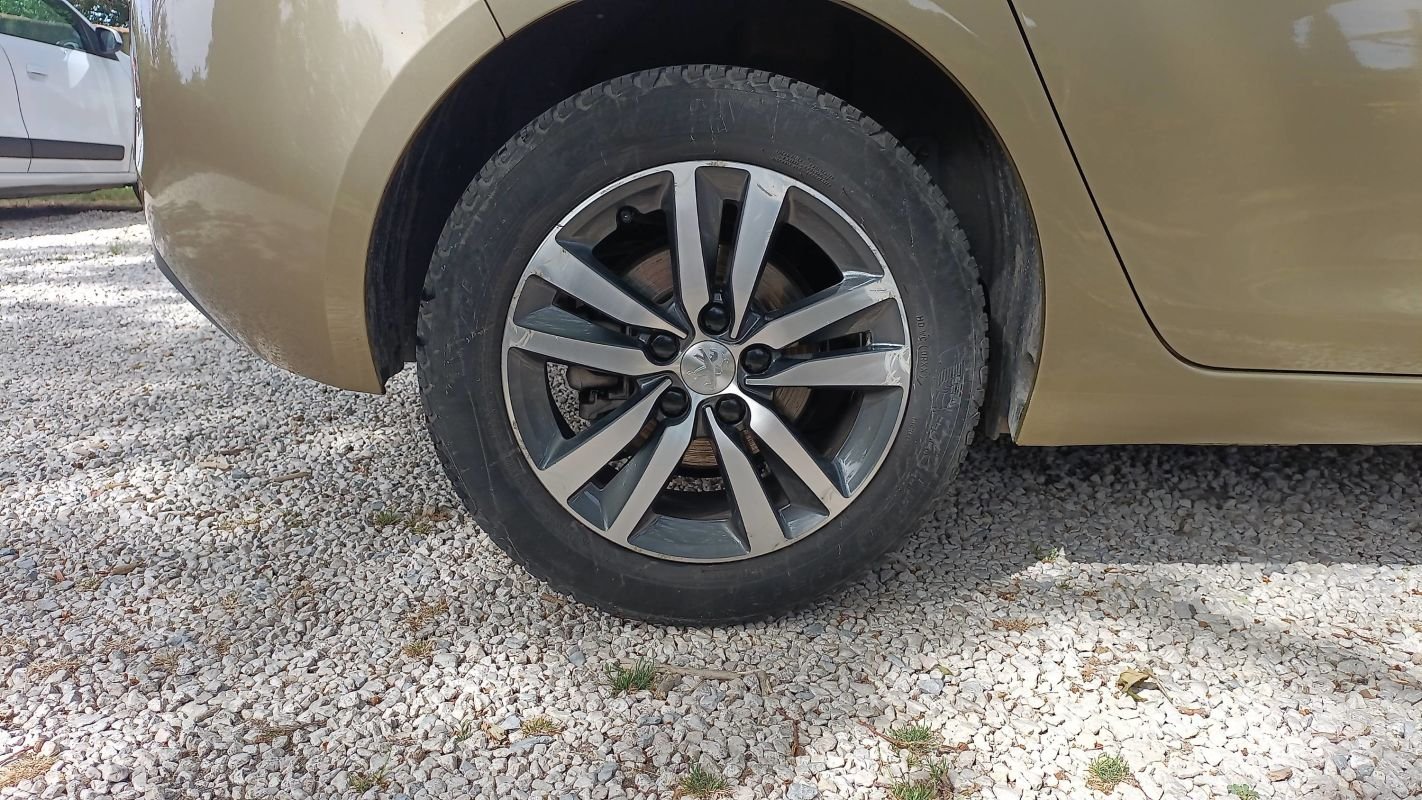 Peugeot 308 - Photo 16