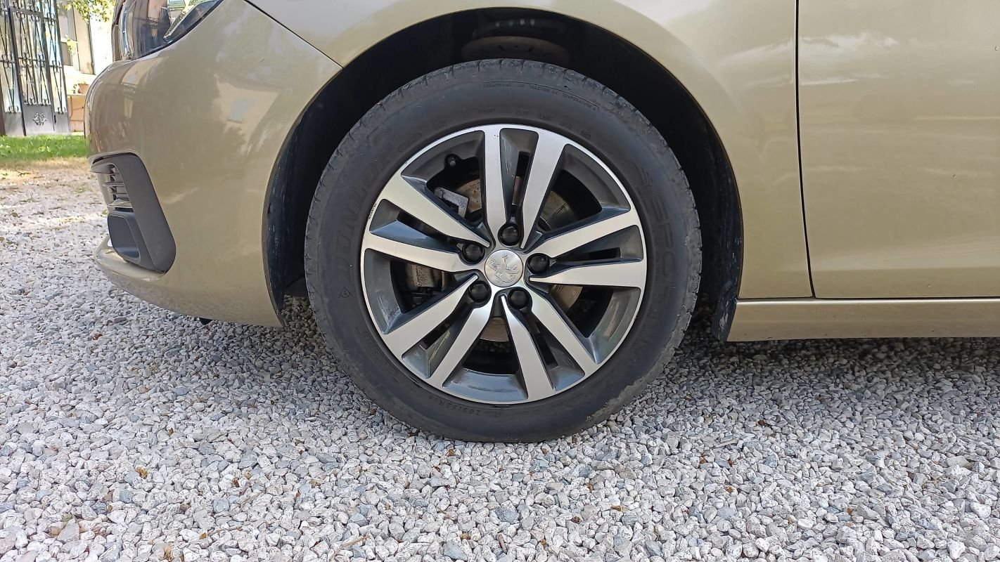 Peugeot 308 - Photo 18