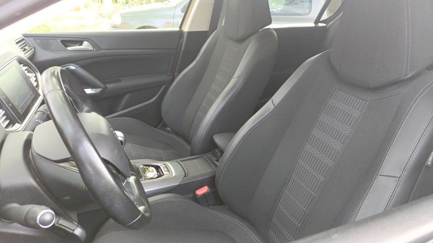 Peugeot 308 - Photo 25