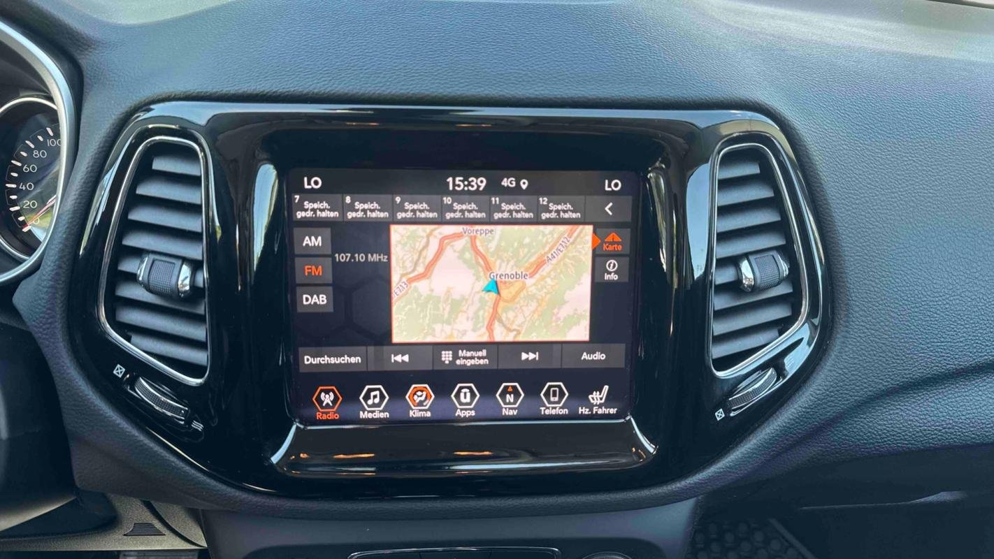 Jeep Compass - Photo 15