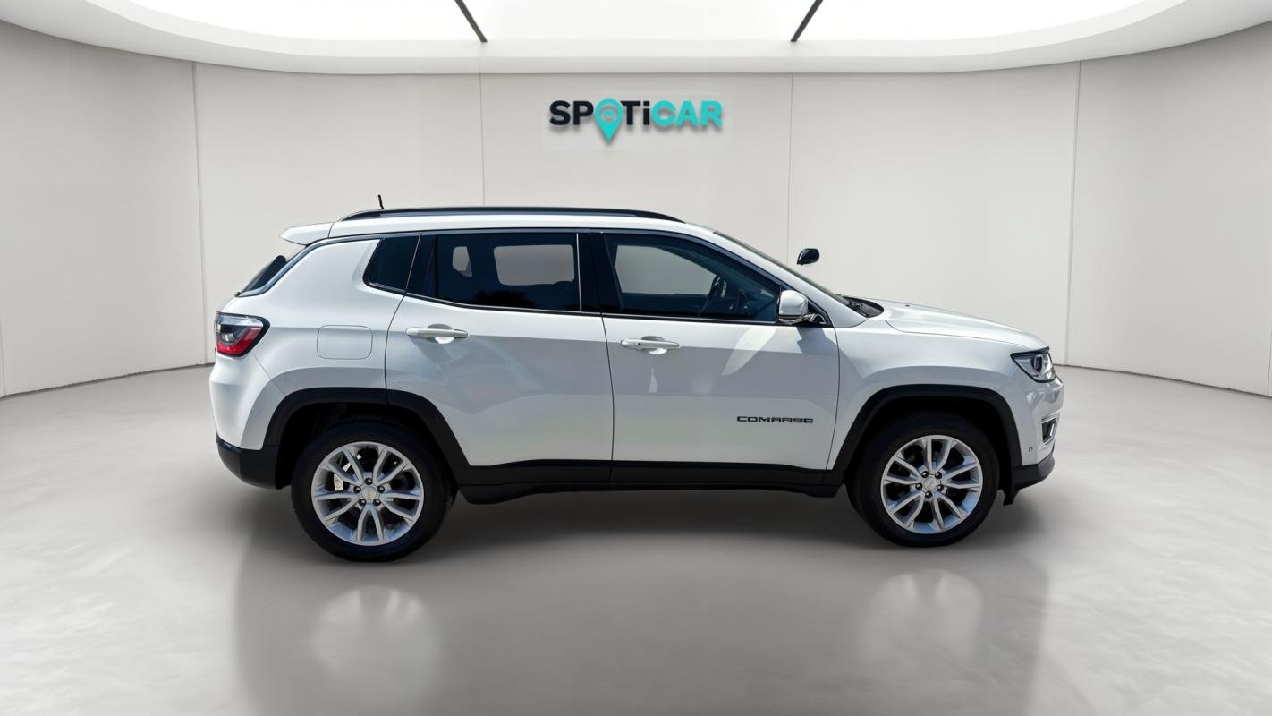 Jeep Compass - Photo 6