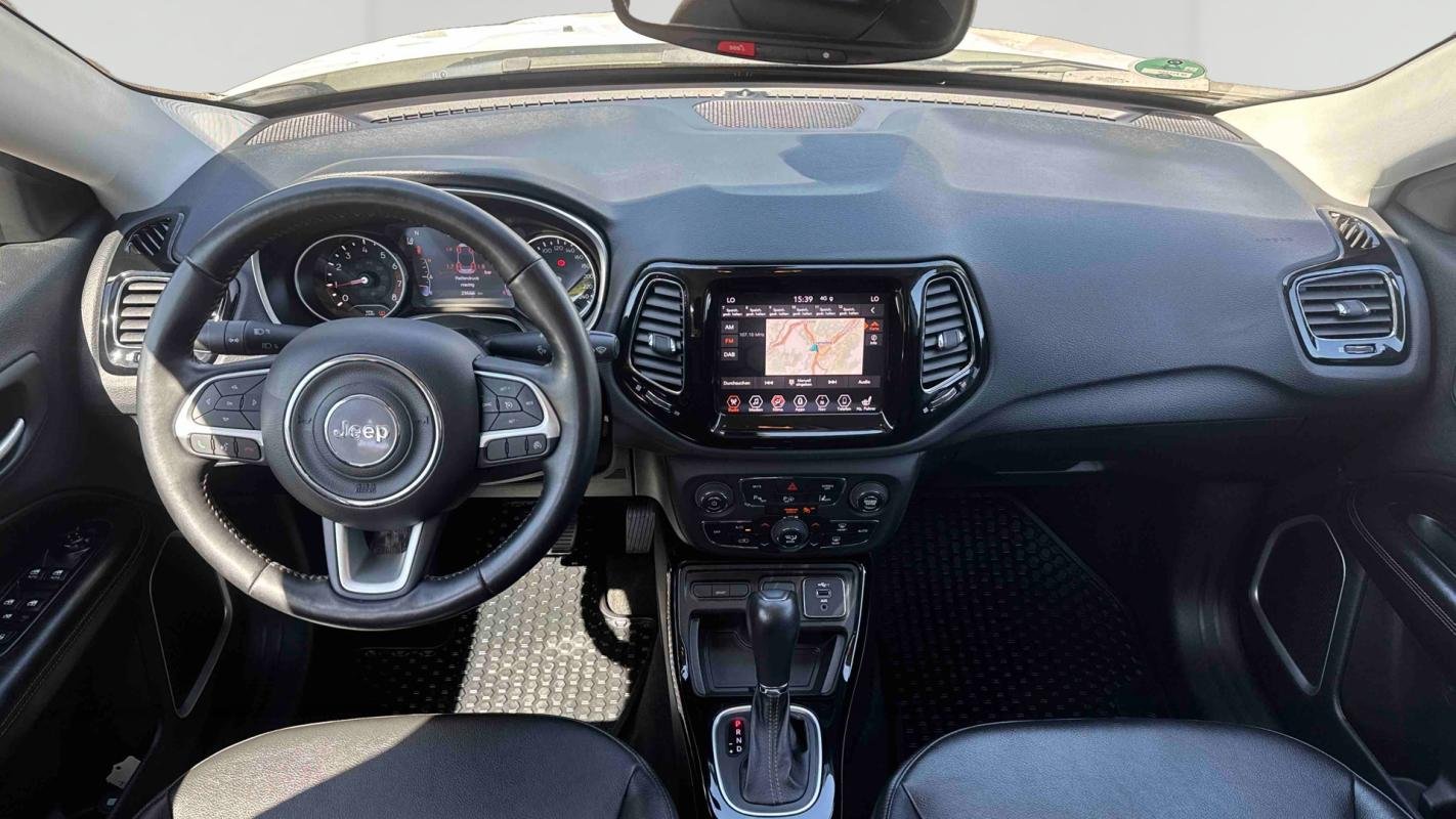 Jeep Compass - Photo 9