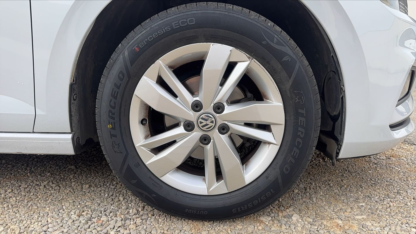 Volkswagen Polo - Photo 17