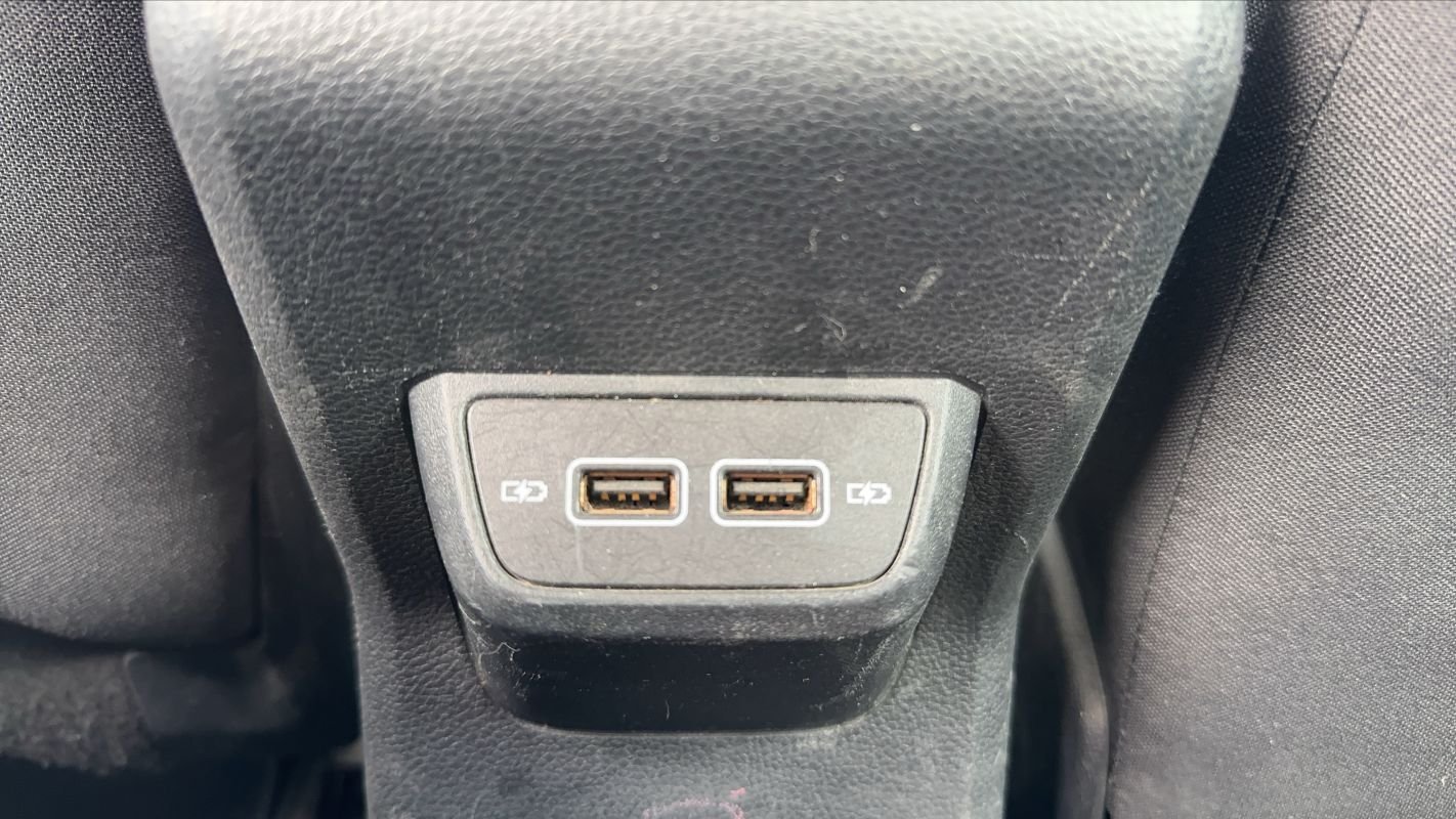 Volkswagen Polo - Photo 24