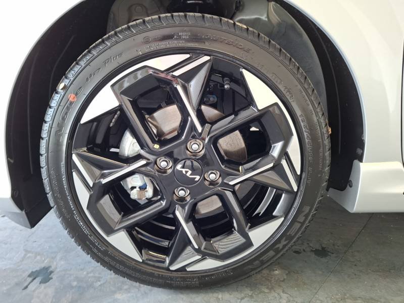 Kia Picanto - Photo 15