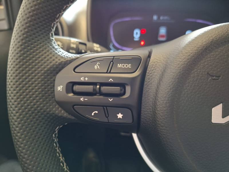 Kia Picanto - Photo 25