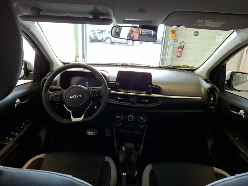 Kia Picanto - Photo 8
