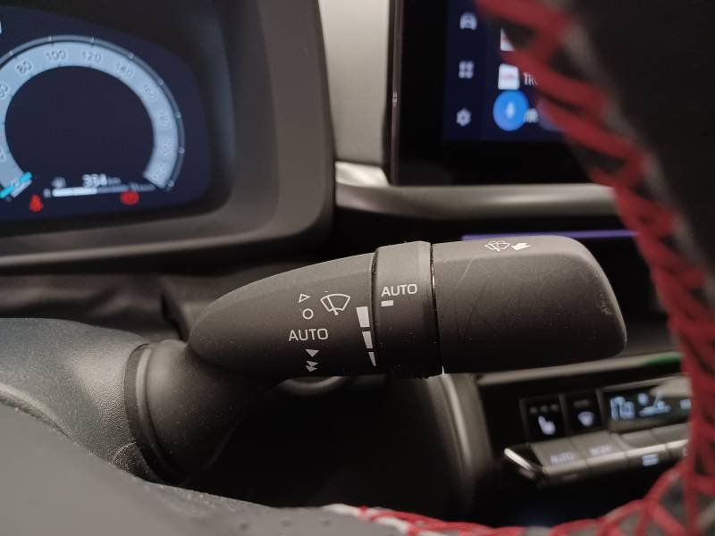Toyota C-HR - Photo 22